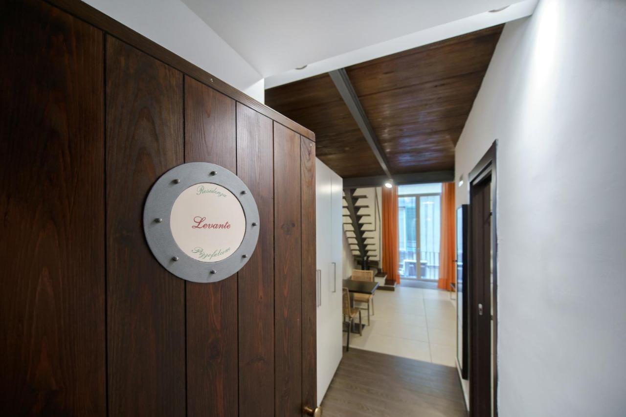 Residenza Pizzofalcone Napoli Esterno foto