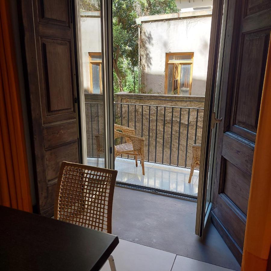 Residenza Pizzofalcone Napoli Esterno foto